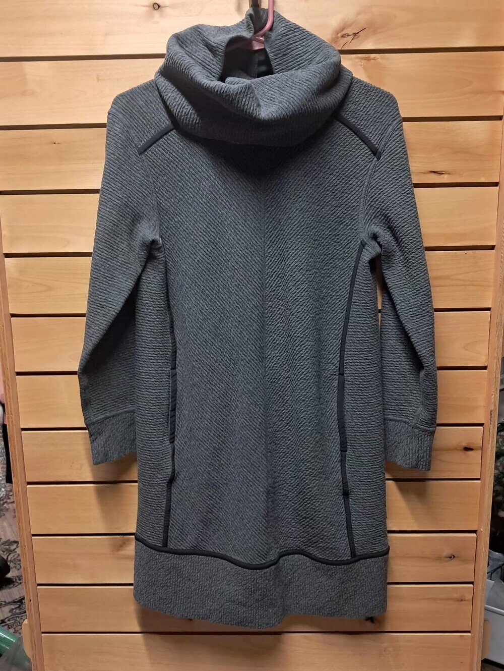 Lululemon On Repeat Dress Size 6